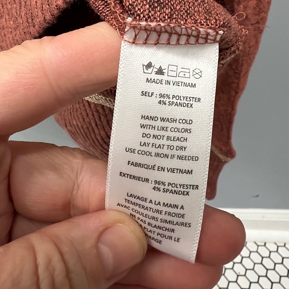 NWT paper crane sweater size small - Picture 3 of 4